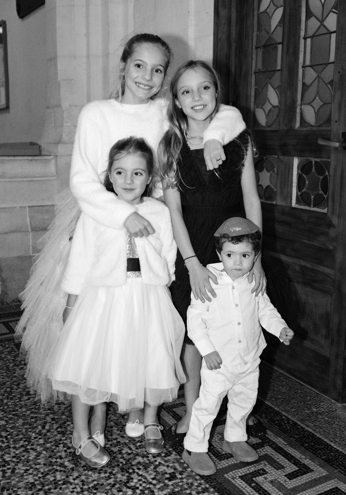 Edel et ses cousins à la synagogue